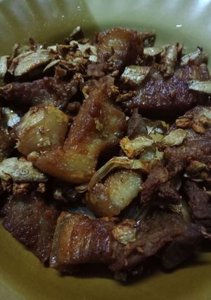 รูปของ หมูสามชั้นทอดกระเทียม