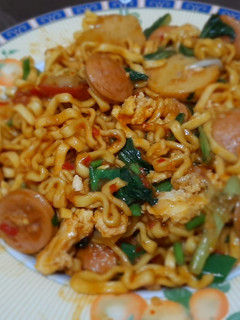 Foto resep Mie goreng nyemek suka suka