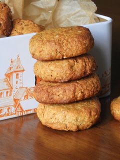 Une photo de BISCUITS AUX FLOCONS D’AVOINE ET AU MIEL
