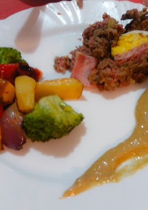 Una foto de Pan de carne con verduras y bagna cauda