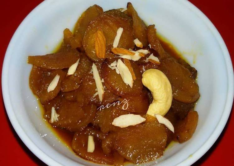 Recipe of Homemade Shakar kand ka Meetha/Sweet potato Chaps 🍠