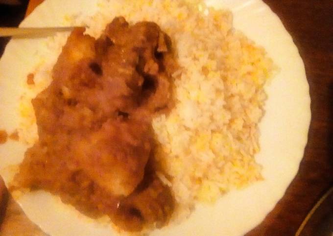 Biryani stew and rice