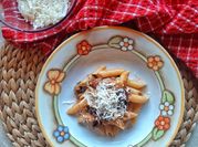 Una foto di salsiccia ricotta