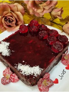 عکسی از دستور کیک یخچالی شکلاتی ژله ای 😋
