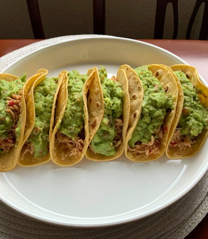 Foto principal de Tacos con pollo y guacamole 🥑