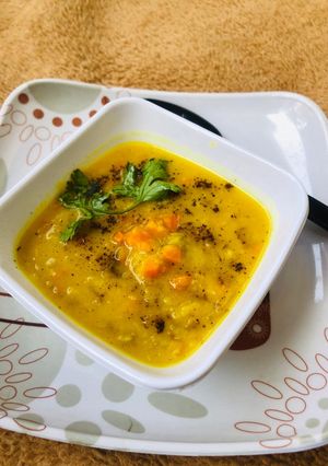 A picture of Mixed Lentil Soup.