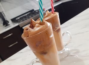 Una foto de Café Dalgona saludable