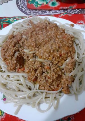 Una foto de Fideos con salsa boloñesa