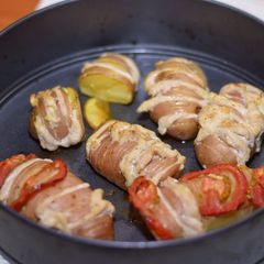A picture of Hasselback roasted potatoes.
