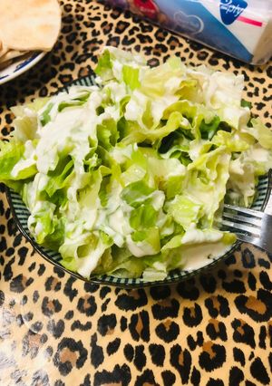 صورة لوصفة سلطه من اختراعي لذيذة جداً 🥰🥗🥗