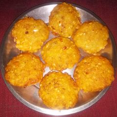 A picture of Sabudana vada.