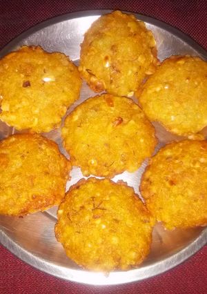 A picture of Sabudana vada.