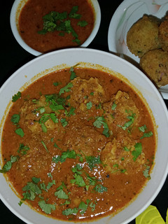 रतालू कोफ्ता करी (Ratalu Kofta Curry recipe in Hindi) रेसिपी मुख्य फोटो