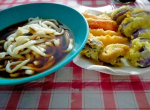 Gambar Nabeyaki udon