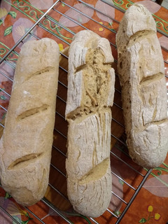 Una foto de Pan casero de espelta y semillas