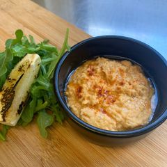 A picture of Hummus.