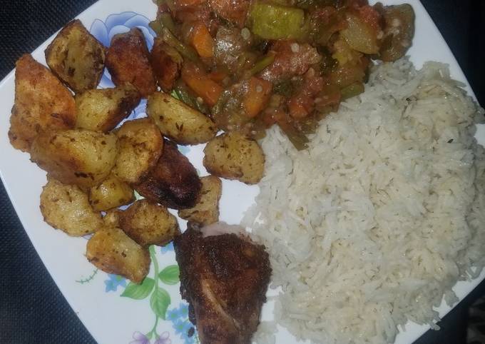 Veggie mix, roast potatoes and chicken with rice