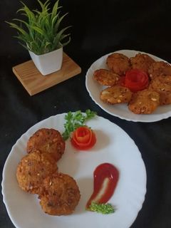 आलू पोहा कटलेट (aloo poha cutlet recipe in Hindi) रेसिपी मुख्य फोटो