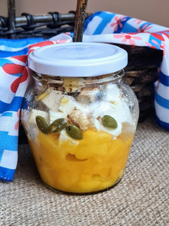 Una foto de Postrecito saludable de mango y ricotta 🥭adondequiera que vayas, en frasco o táper 🥭low carb 🥭