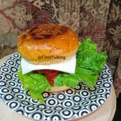 A picture of Guacamole Veg Burger.
