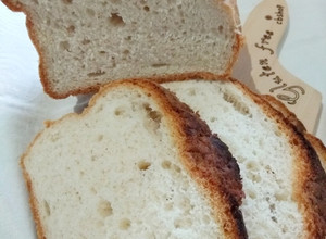 Gluténmentes fehér kenyér recept fotója