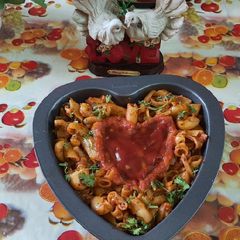 A picture of Itallian red sauce cheese pasta 🍝 masala.