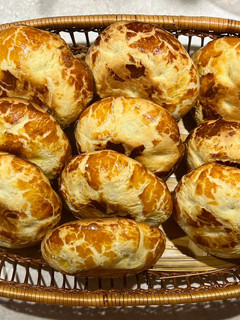 عکسی از دستور نان بریوش برسن Brioche Bressane