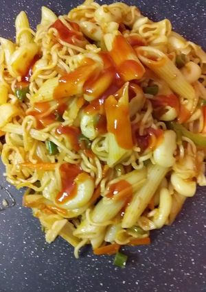 मैगी पास्ता (Maggi pasta recipe in Hindi) रेसिपी मुख्य फोटो