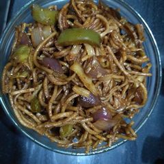 A picture of Veg chowmin.
