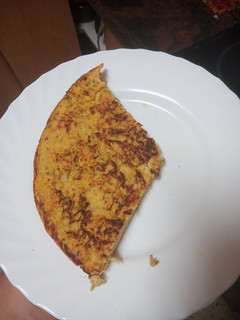 Foto principal de Tortilla de papas cocidas, verduras y atún
