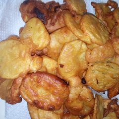 A picture of Tumeric Viazi Karai.