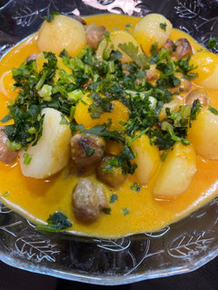 Una foto de Patatas al curry con champiñones