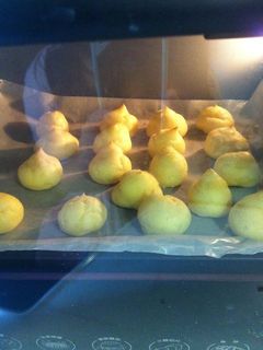 卡士達醬小泡芙 的食譜成品照片