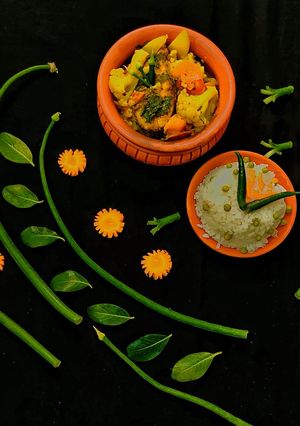 তেলপিয়া মাছ দিয়ে সবজি কারি রেসিপির প্রধান ছবি