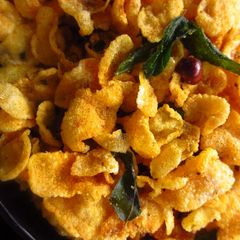 A picture of Cornflakes Chivda - Spicy Indian Cornflakes Mix.