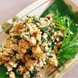 Đậu phụ xào ngải cứu
