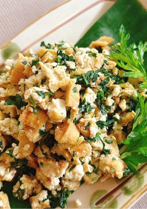 Hình của món Đậu phụ xào ngải cứu.