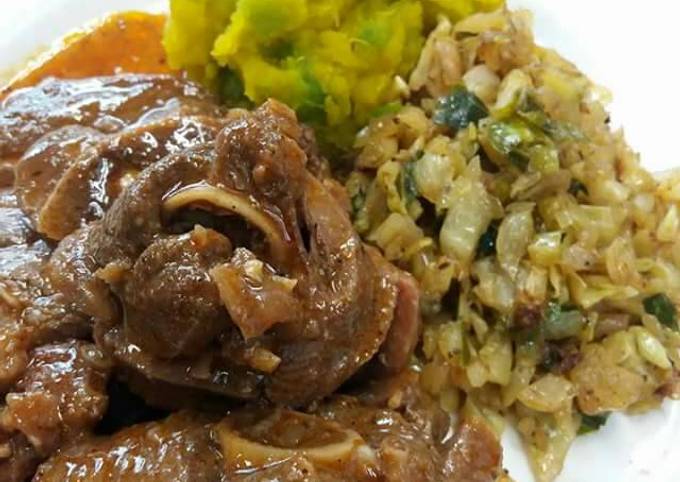How to Prepare Gordon Ramsay Tasty oxtail with veggies