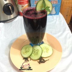 Zobo drink A picture of Zobo drink.