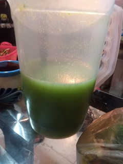 Una foto de Agua Fresca de Pepino y Perejil pa' la presión