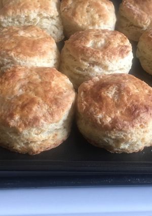 A picture of Buttermilk Biscuits.