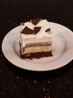 A picture of Mint Chocolate Chip Brownie Ice Cream Bars.