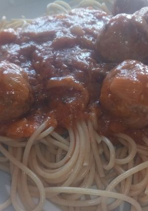 Una foto de Albóndigas con gambas
