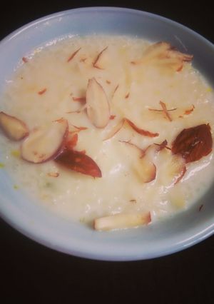 A picture of Almond kheer.