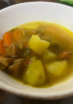 Foto resep Sayur Kuning Daging Bumbu Iris