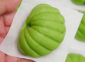 Foto resep Mantou Bayam / Bakpao Bayam / Spinach Steamed Bun