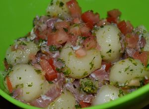 Una foto de Ensalada de melón y tomate