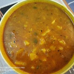 A picture of Jeera aloo gravy.