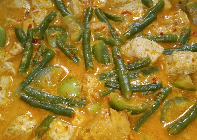 Resep: Sayur Santan (Kacang panjang, terong bulat, &amp; tahu) Enak