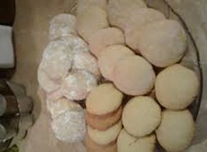 Una foto de Polvorones de naranja